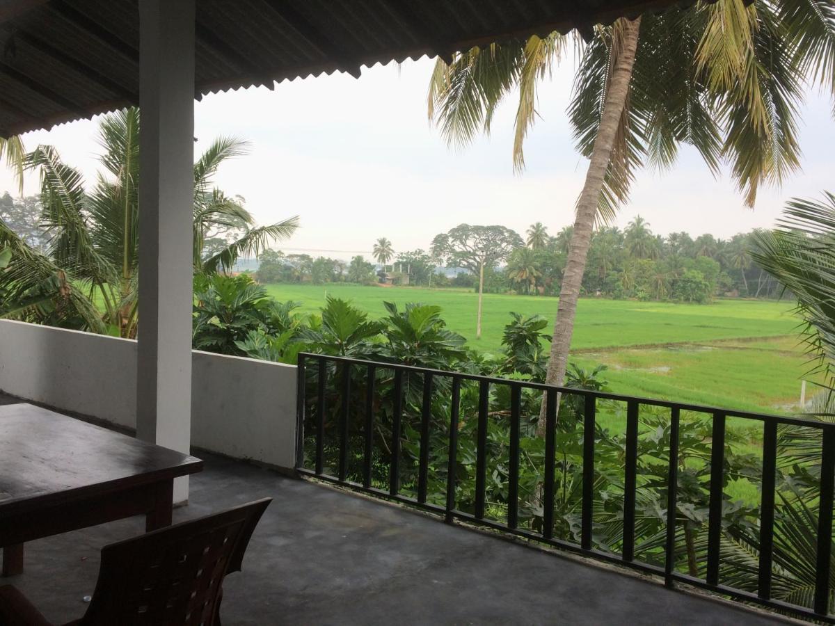 Hotel View Point Tissamaharama Zimmer foto